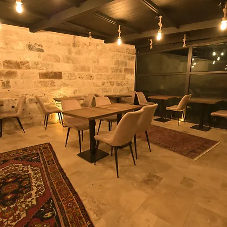 Louis Cappadocia * Uchisar