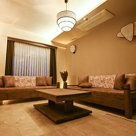 Louis Cappadocia * Uchisar